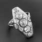 Marquise en or blanc 585 ‰ et diamants