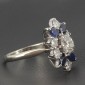 Bague en or blanc 750 ‰ saphirs et diamants
