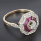 Bague octogonale de style art déco en or jaune 750 ‰ diamants et rubis verneuil -B10268
