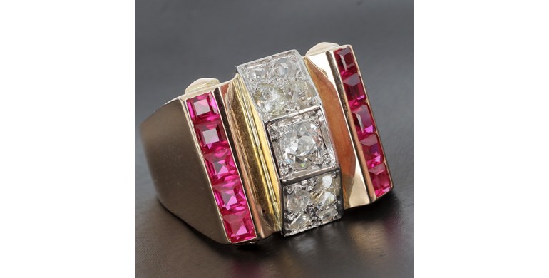 Bague tank en or jaune 750 ‰ rubis et diamants -B10273