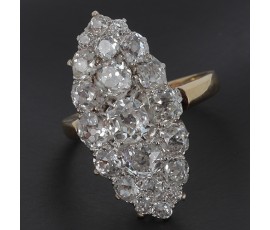 Ancienne bague marquise en or jaune 750 ‰ et diamants - B10284