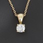 Collier solitaire en or jaune 750 ‰ maille forçat et diamant - B10263