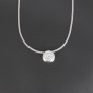 Collier solitaire en or blanc 750 ‰, maille oméga et diamant -B10303