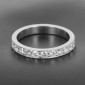 Alliance semi-diamantée en platine - B10325