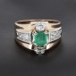 Bague bandeau or jaune 750‰  émeraude et diamants - B10356