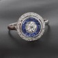 Bague ancienne en or blanc 750 ‰ présentant un diamant taille ancienne et saphirs - B10377