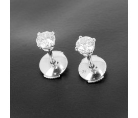 Puces d'oreilles en or blanc 750 ‰ présentant 2 diamants taille brillant 0,74 ct environ ( estimé H-SI2), fermeture alpa-B10374