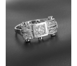 Bague art déco en or blanc 750 ‰ et platine présentant un diamant taille brillant et diamants taille rose - B10359