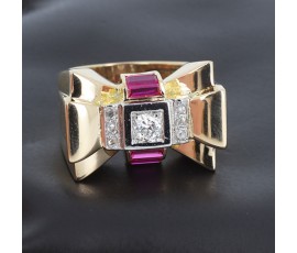 Bague tank en or jaune 750‰  diamant central de 0,25 ct, rubis calibrés et diamants taille rose - B1041913,20 gr - Tdd : 57