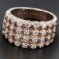 Bague vintage Van Cleef & Arpels en or jaune présentant sur un motif perlé 36 diamants pour 1,50 ct env signée  -B10421