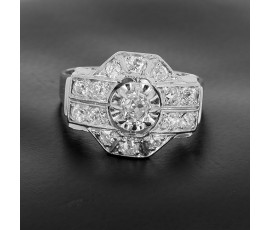 Bague en or blanc 750 ‰ et platine présentant 15 diamants taille ancienne pour 1,20 ct environ - B10489