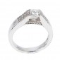 KORLOFF Solitaire en or blanc 750 ‰ diamant princesse réhaussé diamants pour 1ct au total -B10524