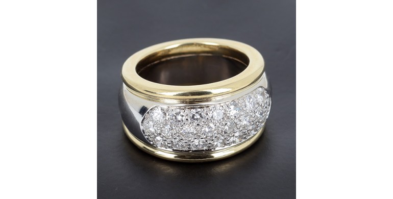 Bague bandeau 2 ors 750 ‰ , ensemble de 22 diamants taille brillant pour 2,20 ct environ - B10525